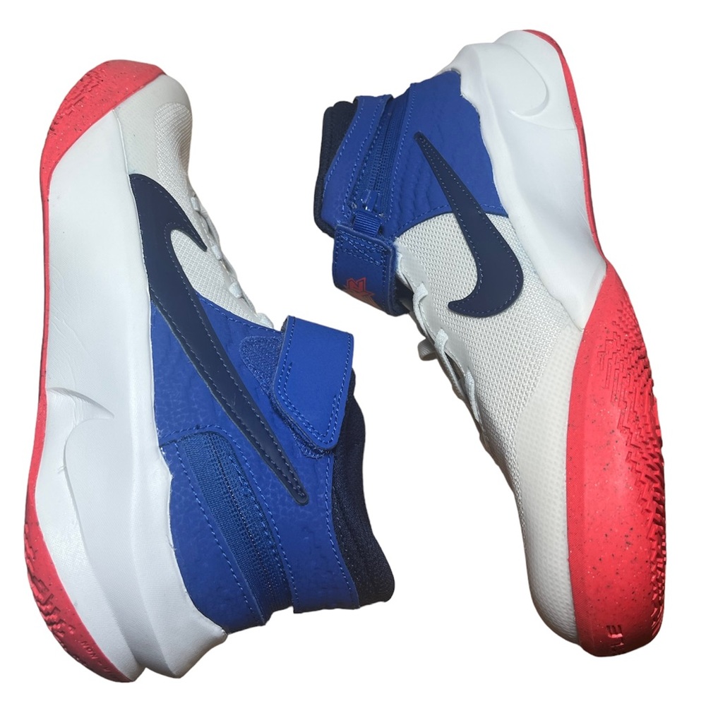 Nike‎ TEAM HUSTLE D10 White,Blue,Orange Boy Shoes Sz 7y.